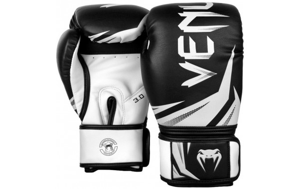 Перчатки Venum Challenger 3.0 03525-108-12oz черный\белый 600_380