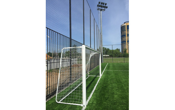 Стационарные футбольные ворота 5х2м, алюминиевые Коломяги P79/RAS 600_380