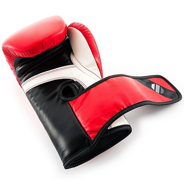 Боксерские перчатки UFC тренировочные для спаринга 12 унций UHK-75031 700_700