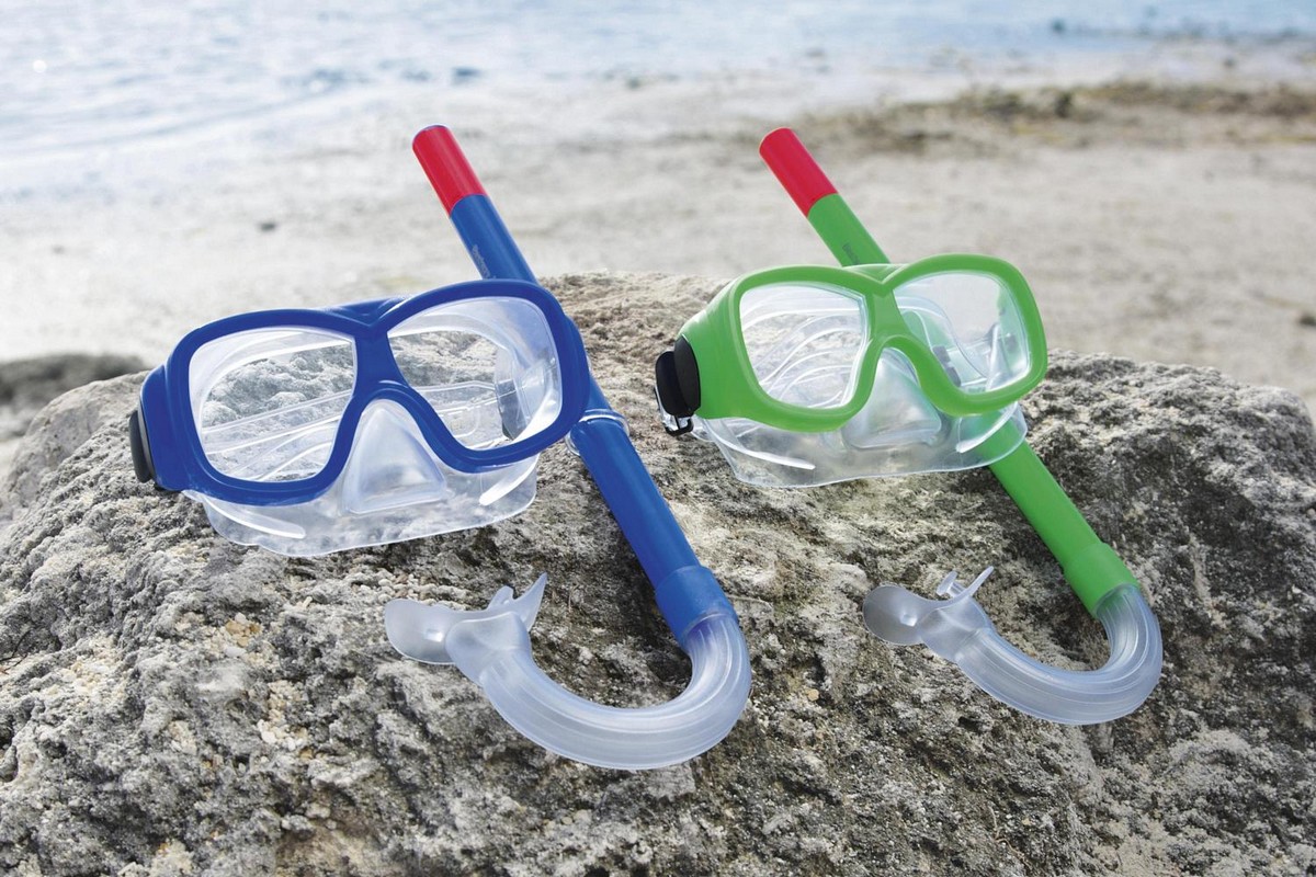 Комплект для плавания Bestway Essential Freestyle Snorkel 24035 2 цвета 1200_800